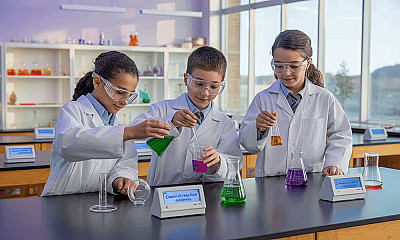 Chemical Reactions Sensor Lab (Chemistry + Sensors + Data Science)